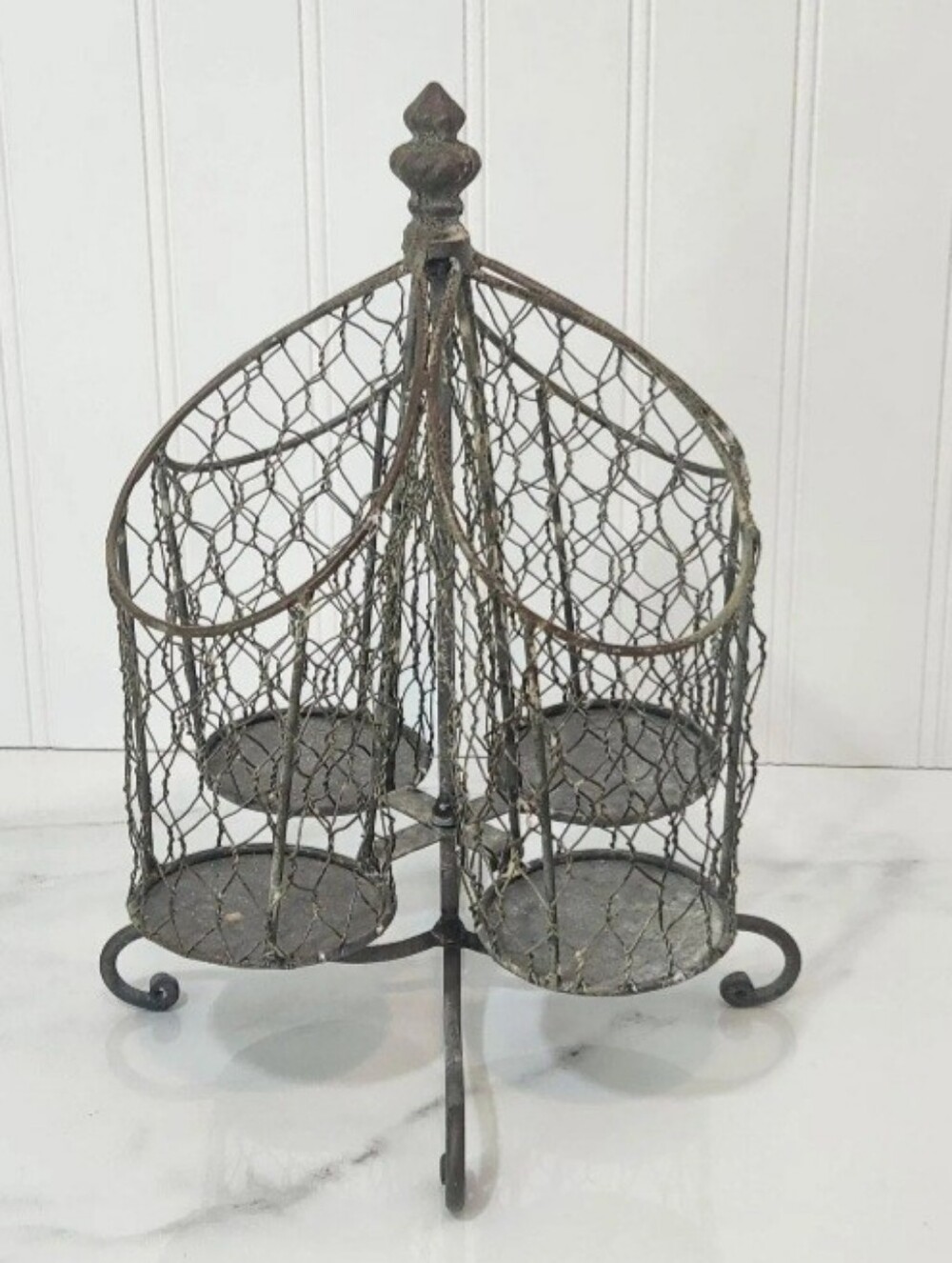 Vintage Farmhouse Style Chicken Wire Caddy